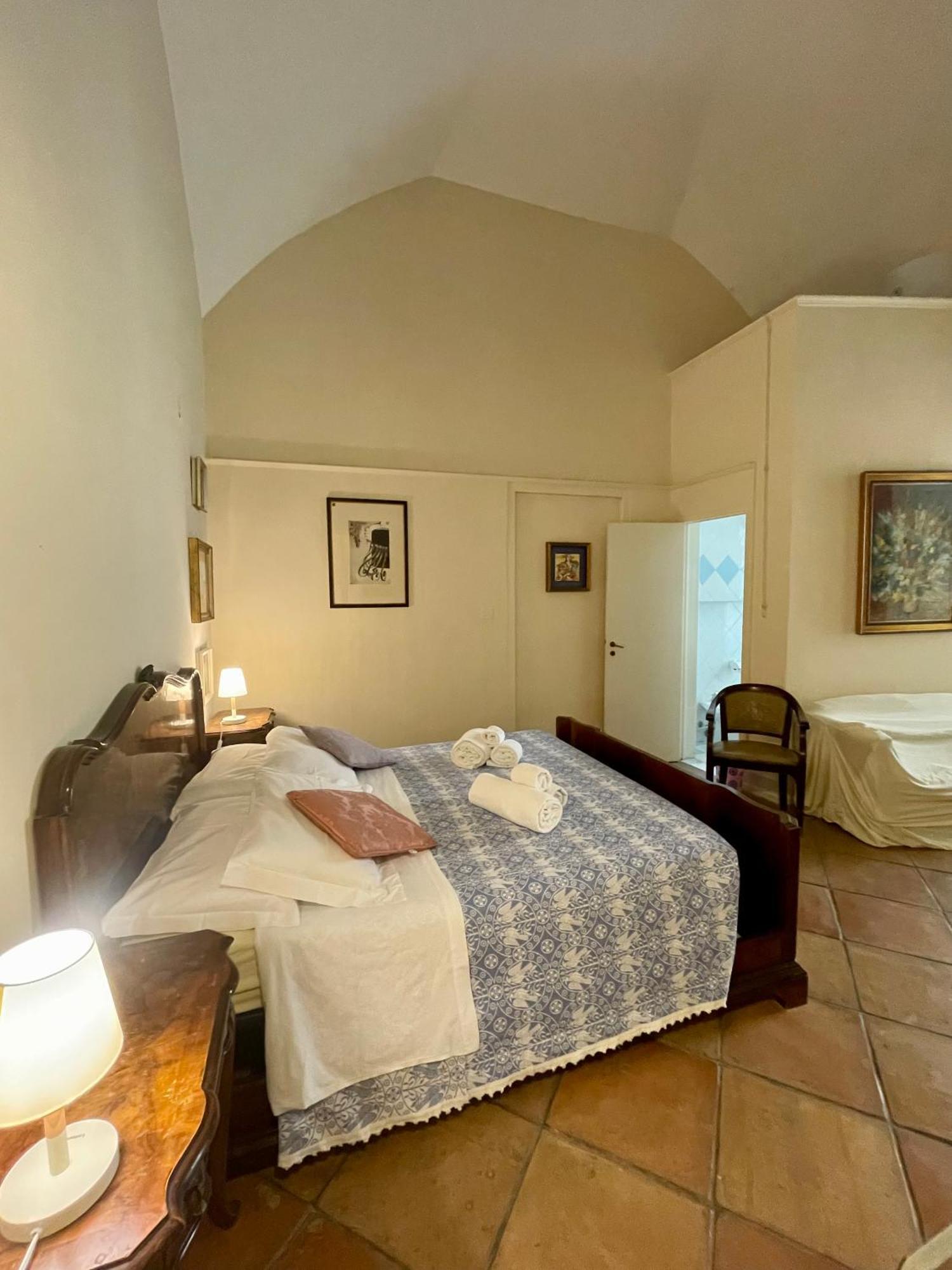 4 Balconi Rooms- Dimora Arditi B&B Lecce Eksteriør billede